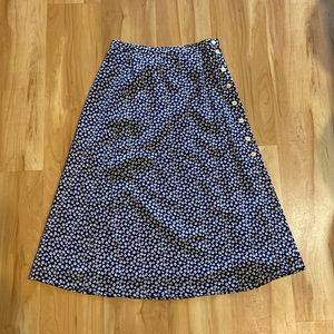 GAP skirt